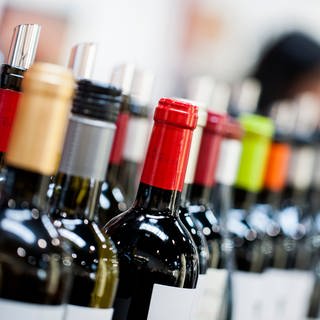 Neue Etikettenpflicht: Ab dem 8. Dezember müssen auch bei Wein und Sekt Nährwerte und Zusatzstoffe ausgewiesen sein