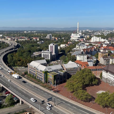 Hochstraße Nord von oben, aufgenommen vom Rathaus-Center-Dach am 06.09.2023