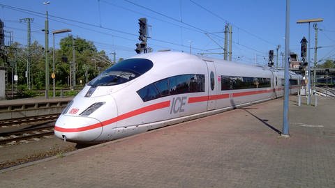 Nicht alle ICE-Linien werden durch Rheinland-Pfalz umgeleitet. Einige enden vorzeitig in Mannheim oder Frankfurt. Die ursprünglichen Ziele, z.B. Karlsruhe und Stuttgart, werden nicht angesteuert.