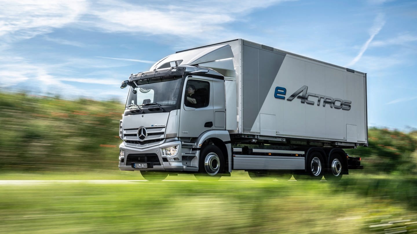 Der Mercedes-Benz eActros des Lastwagenherstellers Daimler Truck