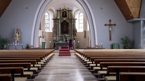 Ministranten der St. Gertrud Gemeinde in Leimersheim in der Südpfalz fahren nach Rom (Quelle: SWR)