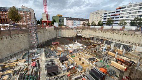 Die Baustelle für das neue Polizeipräsidium in Ludwigshafen Ende September 2024