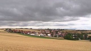 Ansicht auf das Dorf Quirnheim in der Verbandsgemeinde Leiningerland - Symbolbild für Quirnheim hat immer noch keinen Bürgermeister