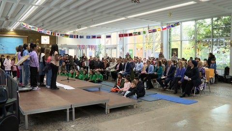 Kinder in Familiengrundschulzentrum in Ludwigshafen