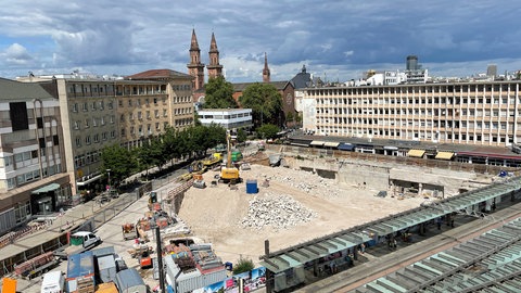 Der Berliner Platz in Ludwigshafen ist seit mehr als zehn Jahren eine Dauerbaustelle - hier im Juni 2022