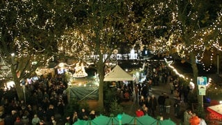 Der Weihnachtsmarkt am Marktplatz in Haßloch