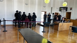 Im Prozess um den niedergestochenen Justizbeamten der JVA-Frankenthal gelten besondere Sicherheitsvorkehrungen