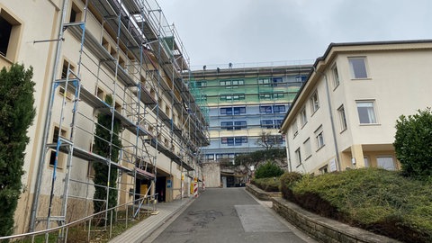 Die Median Klinik Sonnenwende in Bad Dürkheim. Angehörige erheben schwere Vorwürfe gegen die Klinik.