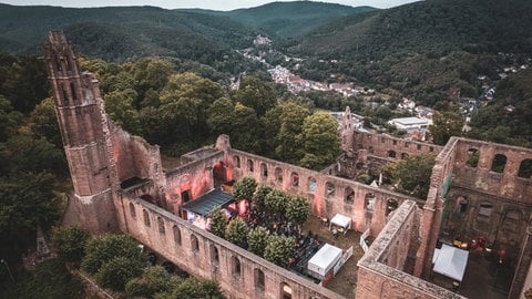 Die Limburg von Bad Dürkheim beim Limburg-Sommer 2023 (Archivbild)