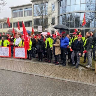 Bei Eberspächer catem im südpfälzischen Herxheim wächst der Protest. Am Donnerstag war Betriebsversammlung.