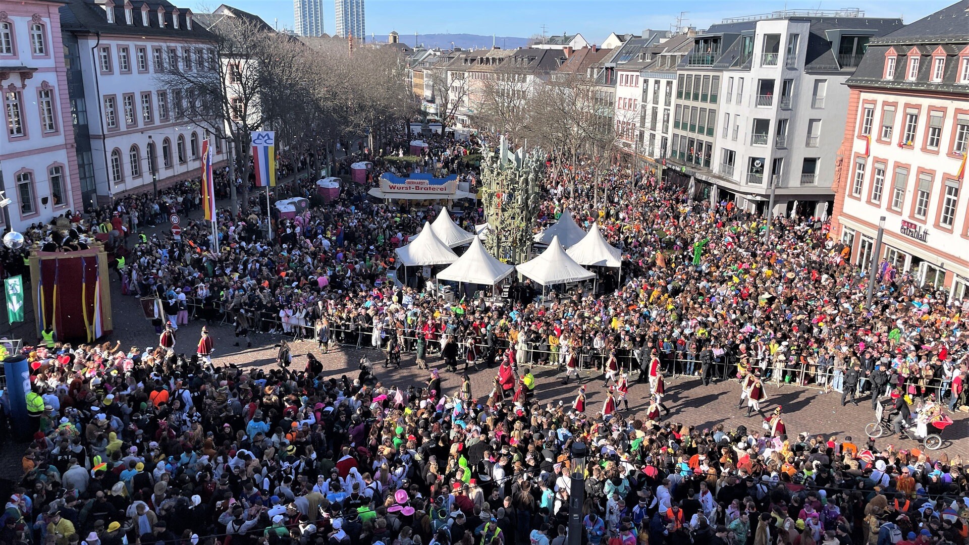 Rosenmontagszug 2023 in Mainz SWR Aktuell