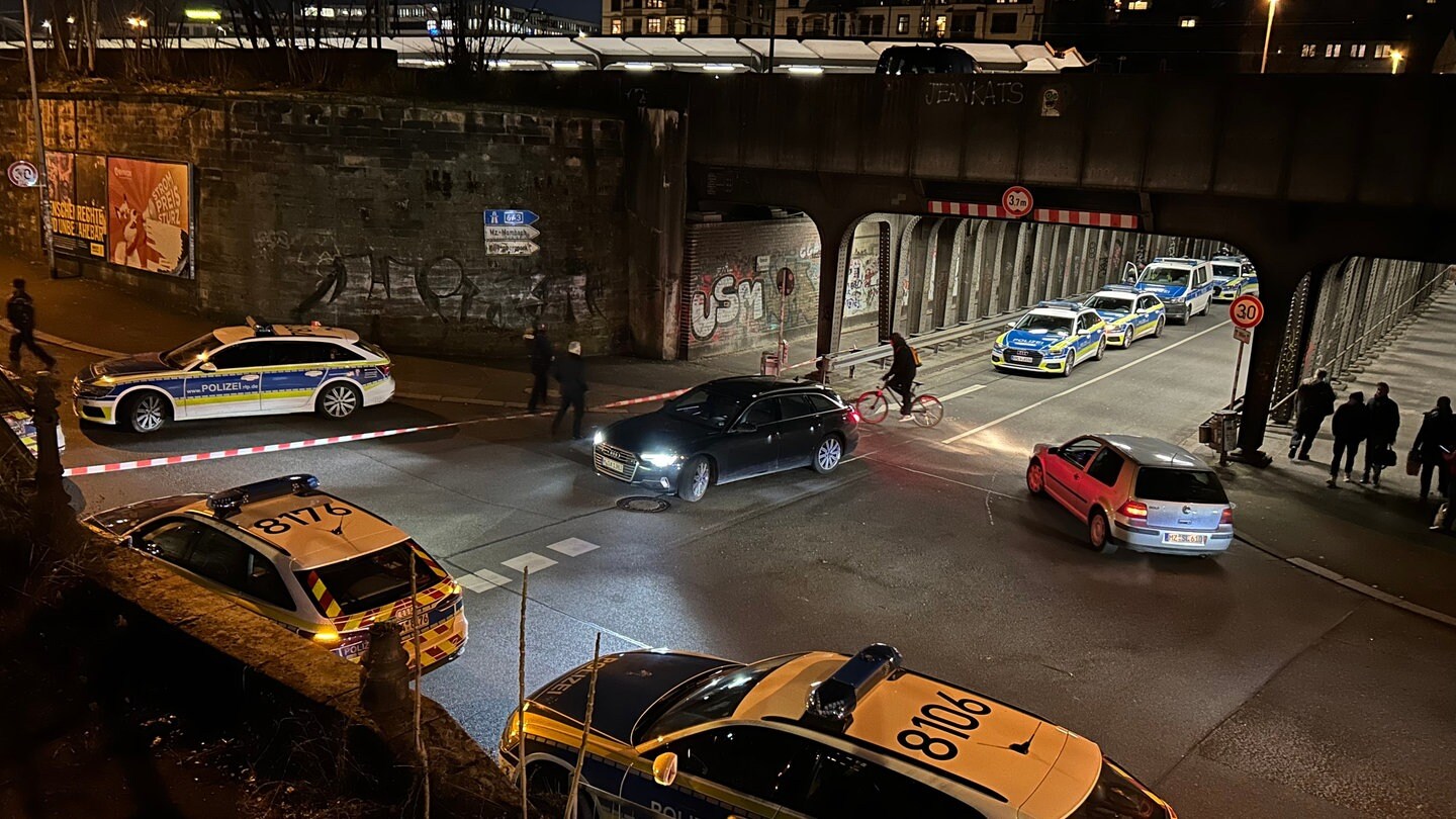 Anonymer Drohanruf: Mainzer Hauptbahnhof Von Polizei Gesperrt - SWR Aktuell