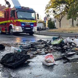 In einem Mainzer Müllauto hat am Dienstagmorgen plötzlich Müll gebrannt.