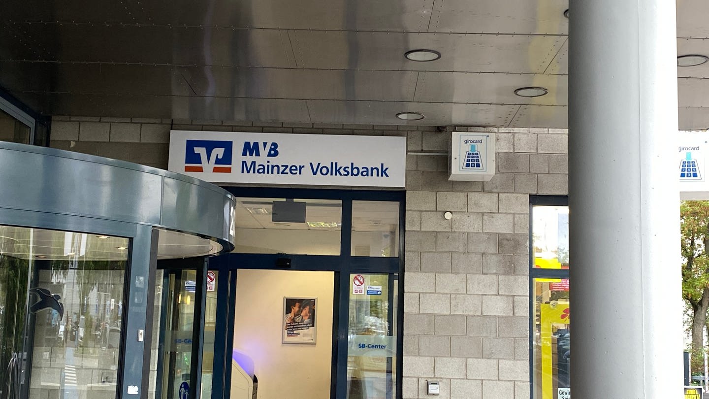 Eine Geldautomaten-Filiale der Mainzer Volksbank