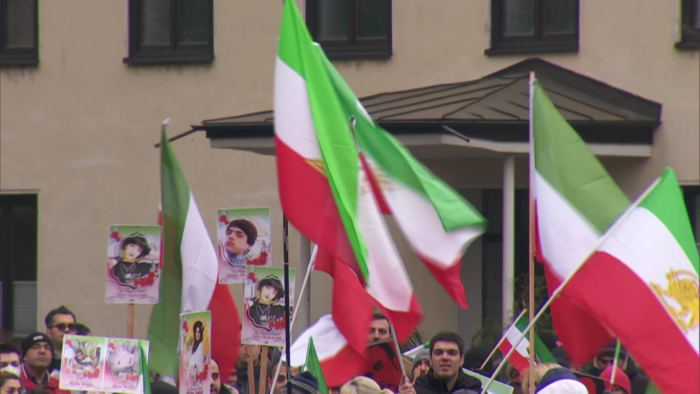 Demo in Mainz gegen Gewalt im Iran