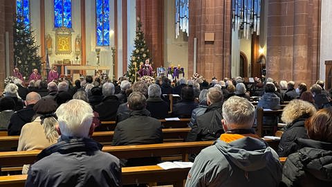 Trauerfeier für Monsignore Mayer im Dom zu St. Stephan Mainz.