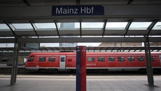 Zugverkehr am Mainzer Hauptbahnhof