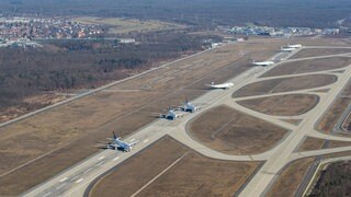 Die Landebahn Nordwest am Flughafen Frankfurt wird gesperrt, das hat auch Auswirkungen auf Rheinhessen