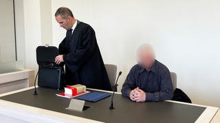 Der angeklagte Autofahrer muss sich vor dem Bad Kreuznacher Amtsgericht wegen fahrlässiger Tötung verantworten.