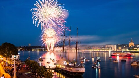 Die Mainzer Johannisnacht ist mit einem großen Feuerwerk zu Ende gegangen.