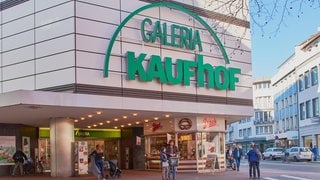 Keiner weiß, wie es mit Galeria Kaufhof in Mainz und den anderen Filialen in Rheinhessen nach der dritten Insolvenz des Konzerns weitergeht. 