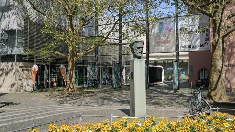 Das Gutenberg-Museum in Mainz vor dem Neubau.