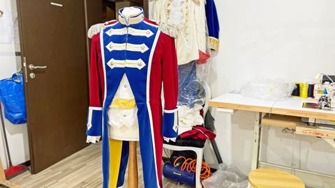 In Selzen wird auch die Offiziers-Uniform der Mainzer Prinzengarde genäht. 