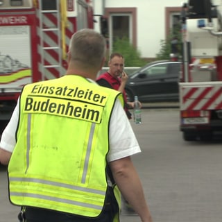 Die Einsatzkräfte waren in Budenheim die ganze Nacht wegen des Stromausfalls im Einsatz.