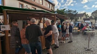 Der Weinausschank in Undenheim hat wieder geöffnet.