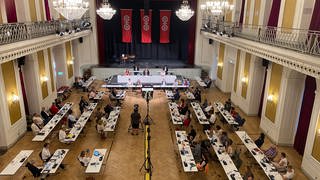 Der Mainzer Stadtrat tagt zum ersten Mal nach der Kommunalwahl 2024.