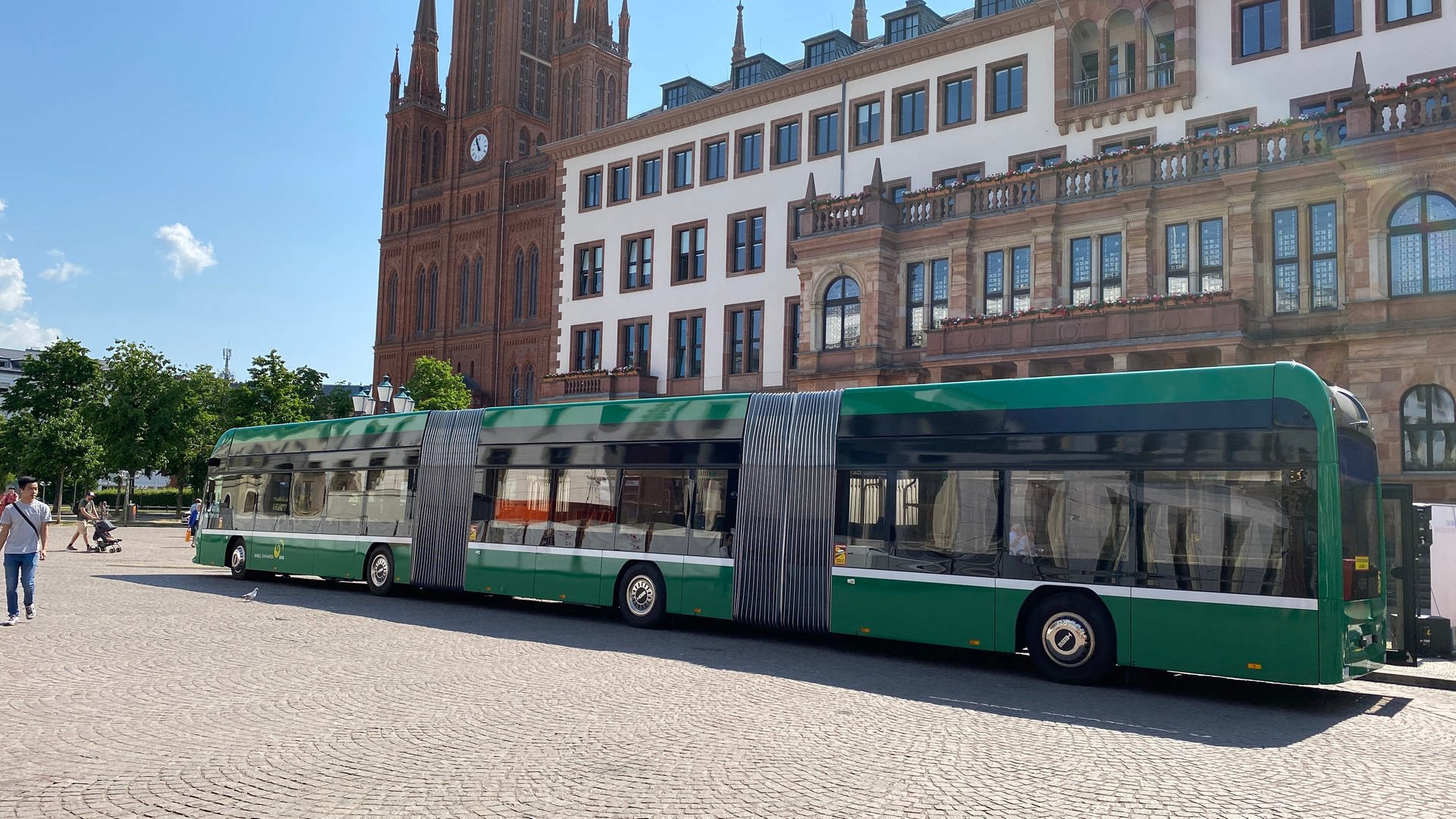 Wiesbaden setzt megalange E-Gelenkbusse doch nicht ein