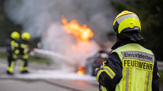 Zwei Autos brannten auf der A63 un der A60 am Wochenende. 