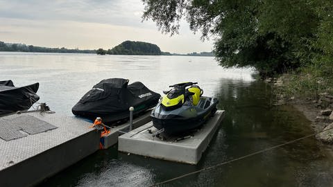 Solche Jet-Skis sind ab sofort in der Auenlandschaft zwischen Ingelheim und Bingen verboten. 