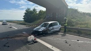 Insgesamt 35 Einsatzkräfte von Feuerwehren und Rettungsdiensten waren im Einsatz. 