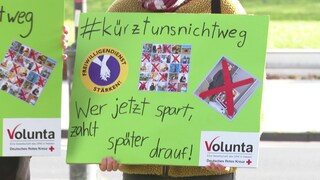 Proteste in Mainz gegen Kürzungen im Freiwilligendienst