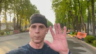 Alexej will im Gorki-Park in Charkiw den Mainzer Gutenberg-Marathon zur gleichen Zeit mitlaufen.