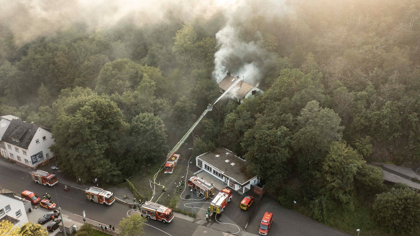 Wohnhausbrand In Idar-Oberstein War Brandstiftung - SWR Aktuell