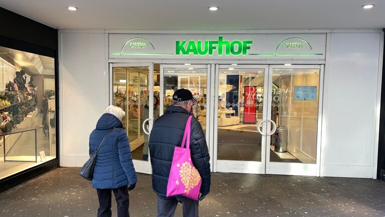 Insolvenz Von Galeria: Große Ungewissheit Für Filialen In RLP - SWR Aktuell