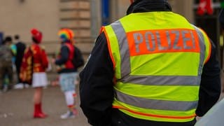Rosenmontag in Trier: Polizei sorgt für Sicherheit (Symbolbild)