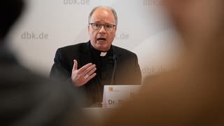 Ist der Trierer Bischof Ackermann Opfer einer Frau, die von einem Priester missbraucht wurde? 