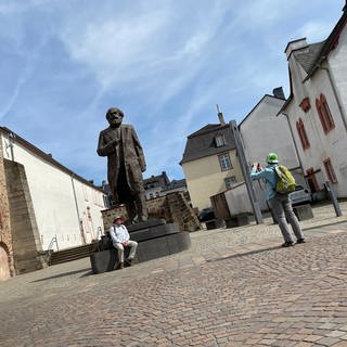 Happy Birthday: Die Karl-Marx-Statue in Trier wird 5 Jahre alt.