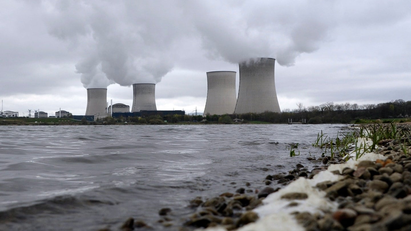 In einem Reaktor des französischen AKW Cattenom sind wieder Risse aufgetaucht