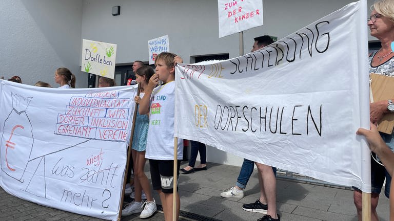Schüler protestieren gegen Schulentwicklungskonzept der Verbandsgemeinde Bitburger Land