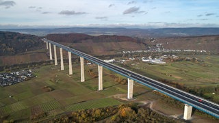 Die Hochmoselbrücke bei Zeltingen-Rachtig