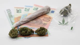Joint und Cannabis. Das Landgericht Trier hat fünf Menschen wegen Drogenhandels verurteilt. 