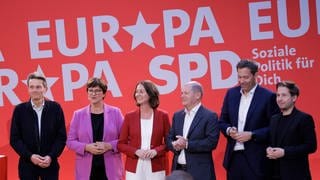 Vertreter der Bundes-SPD mit Katarina Barley, der Spitzenkandidatin der Partei zur Europawahl