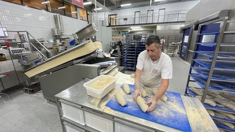 In einer Witticher Bäckerei berechnet eine KI wie viel Brot gebacken werden muss