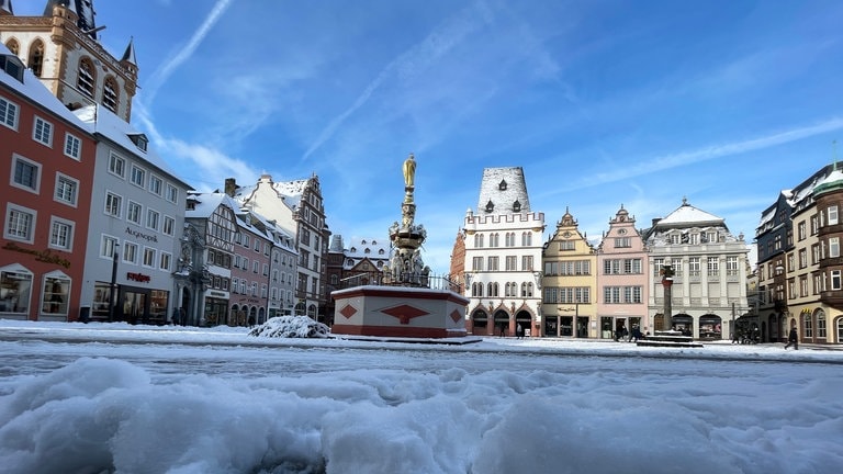 Der Trierer Hauptmarkt- ein Wintermärchen.