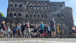 Vor der Porta Nigra in Trier ist am 1. Mai der Startschuss für die bundesweite Aktion Stadtradeln gefallen.