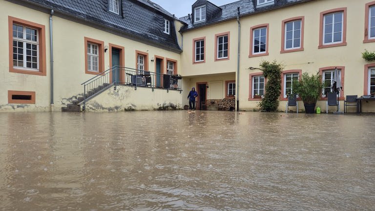 Das Unwetter hat Häuser und Keller in Oberemmel geflutet 